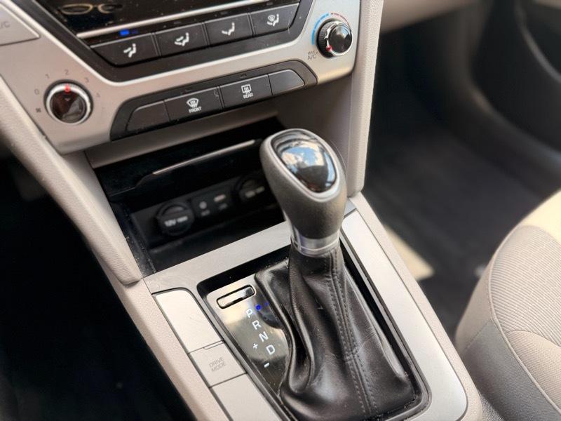 Hyundai Elantra Limited 2017