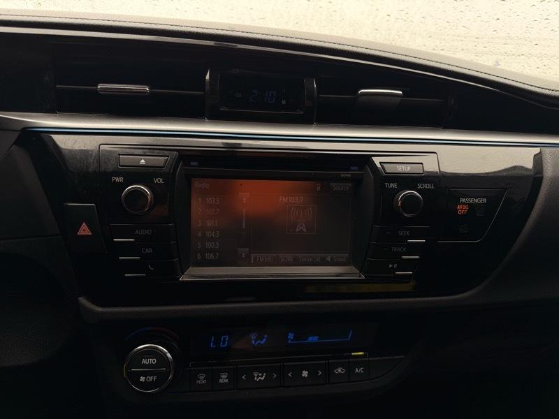 Toyota Corolla S Premium CVT 2015