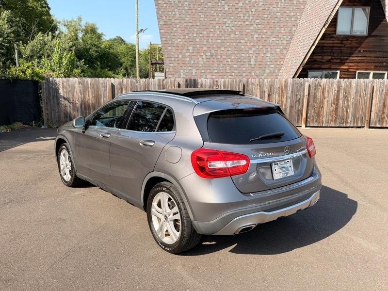 Mercedes-Benz GLA-Class GLA250 4MATIC 2019