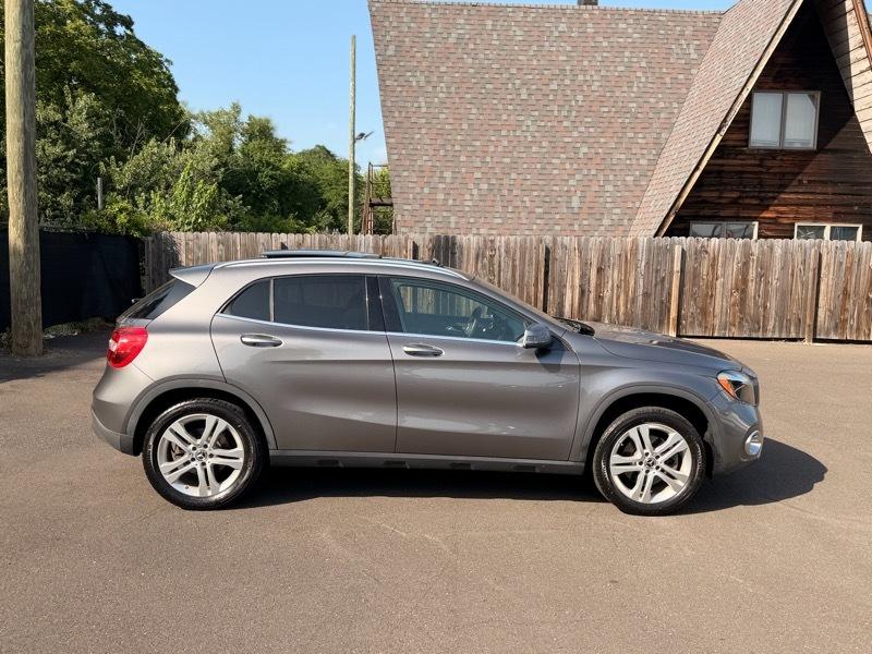 Mercedes-Benz GLA-Class GLA250 4MATIC 2019