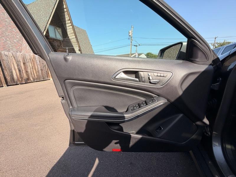 Mercedes-Benz GLA-Class GLA250 4MATIC 2019