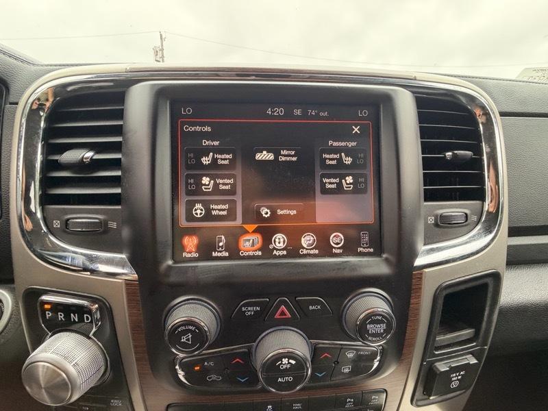 RAM 1500 Laramie Crew Cab SWB 4WD 2014