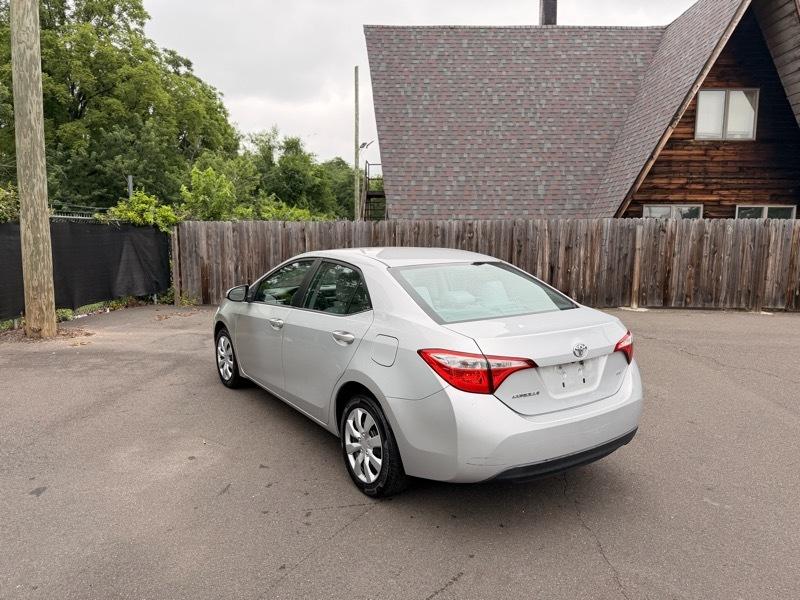 Toyota Corolla LE 2015