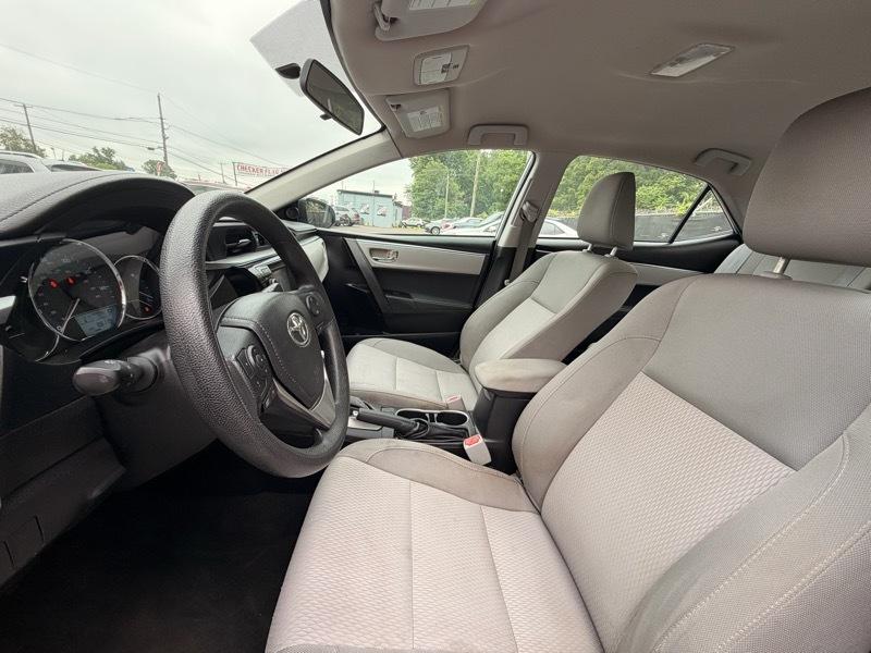 Toyota Corolla LE 2015