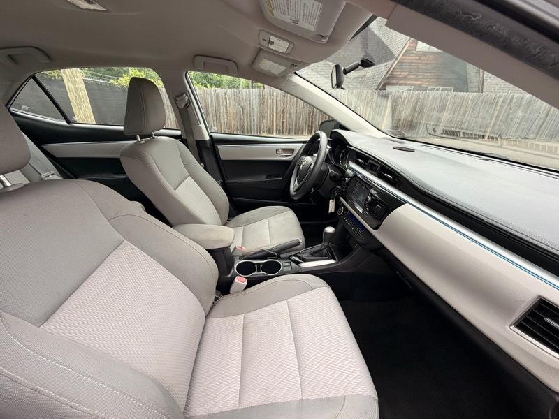 Toyota Corolla LE 2015