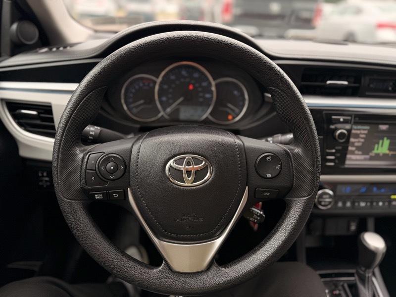 Toyota Corolla LE 2015