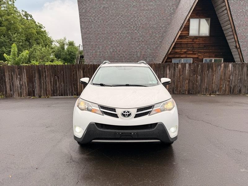 Toyota RAV4 XLE AWD 2015