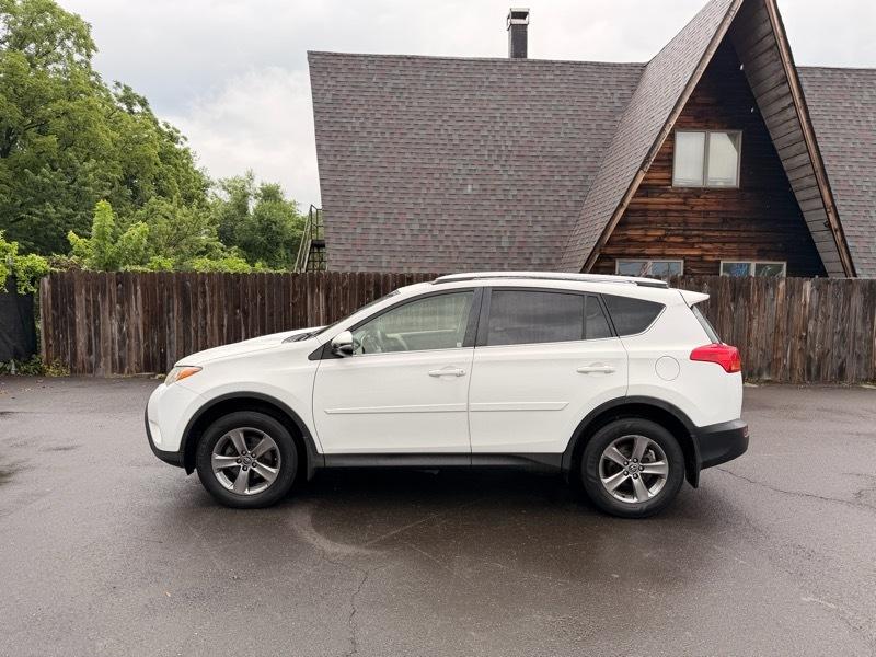 Toyota RAV4 XLE AWD 2015