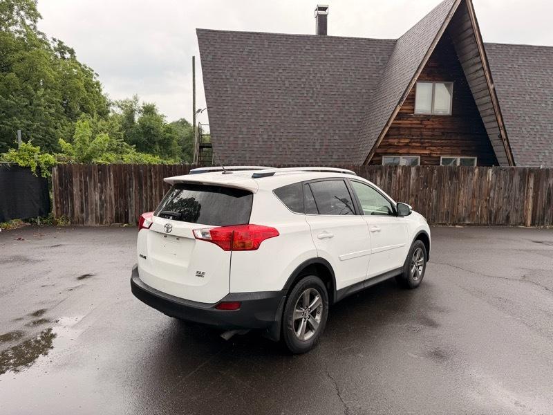 Toyota RAV4 XLE AWD 2015