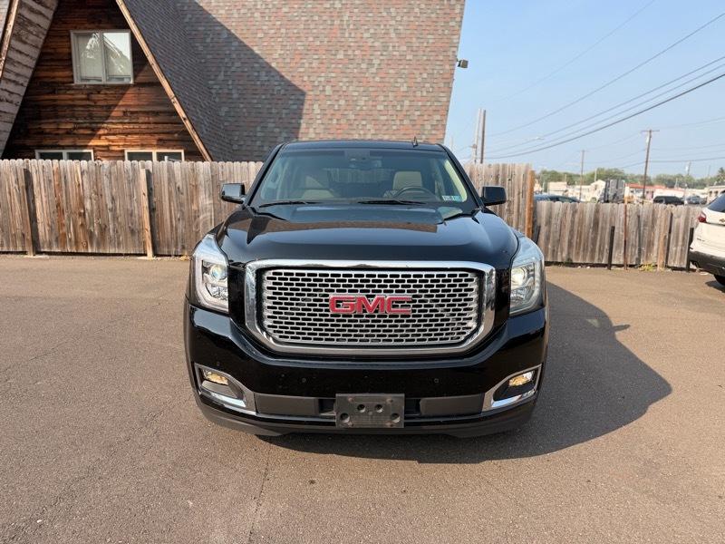 GMC Yukon Denali 4WD 2015