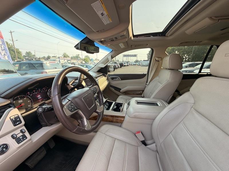 GMC Yukon Denali 4WD 2015