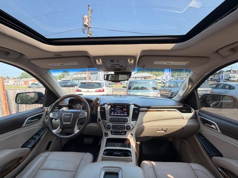 GMC Yukon Denali 4WD 2015