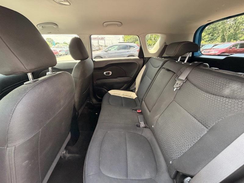 Kia Soul + w/Signature 2.0 Special Edition 2016