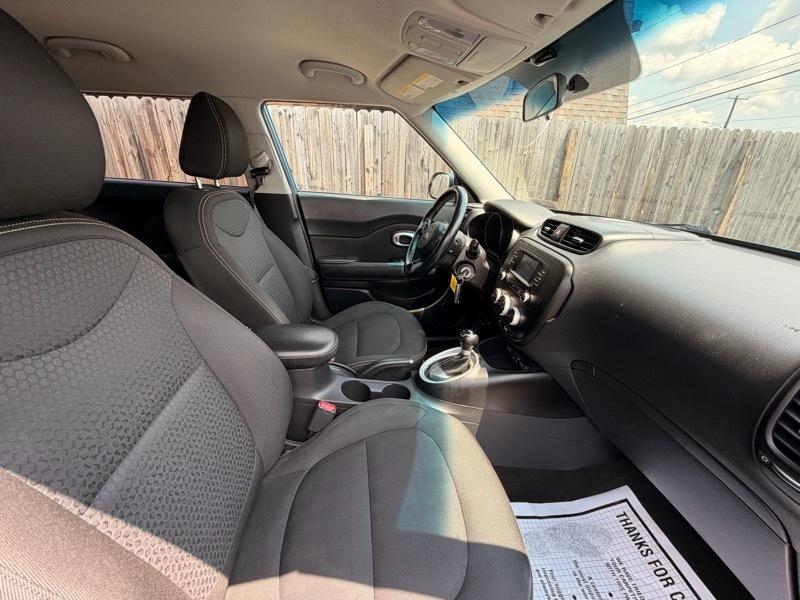 Kia Soul + w/Signature 2.0 Special Edition 2016