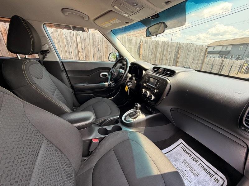 Kia Soul + w/Signature 2.0 Special Edition 2016