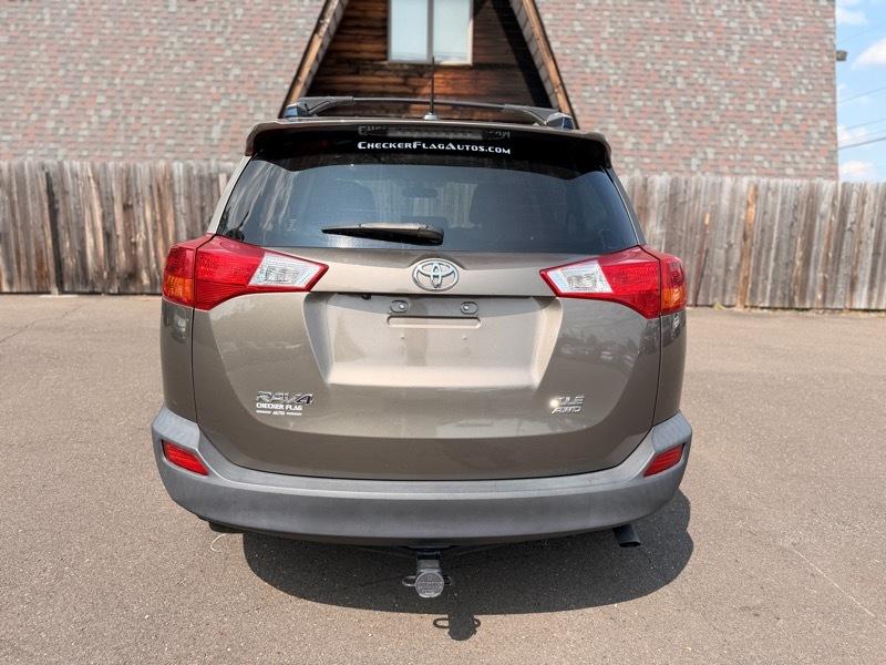 Toyota RAV4 XLE AWD 2015