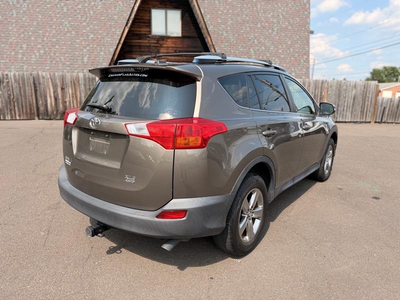 Toyota RAV4 XLE AWD 2015