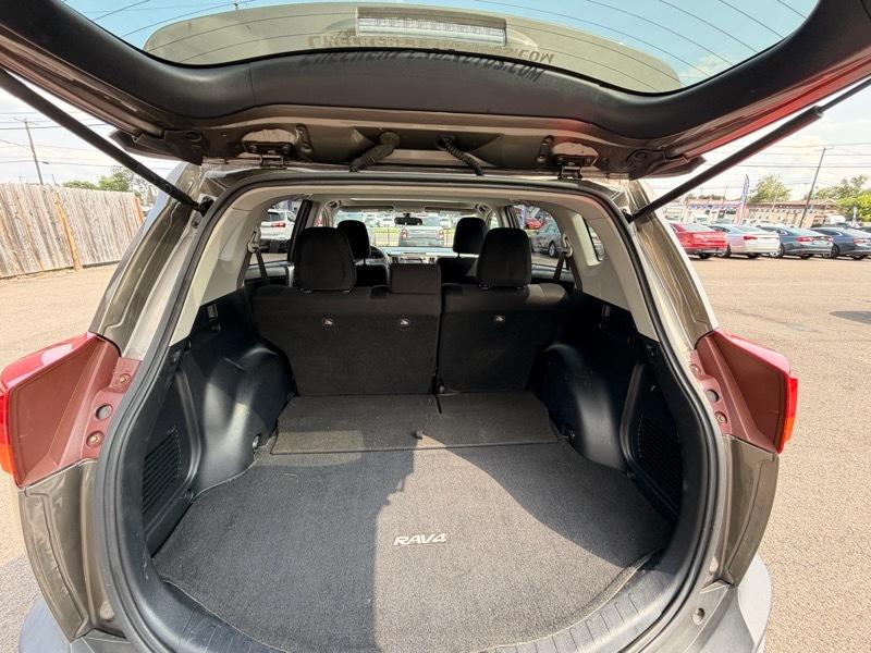 Toyota RAV4 XLE AWD 2015