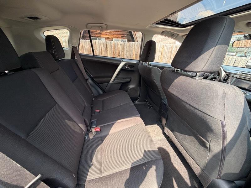 Toyota RAV4 XLE AWD 2015