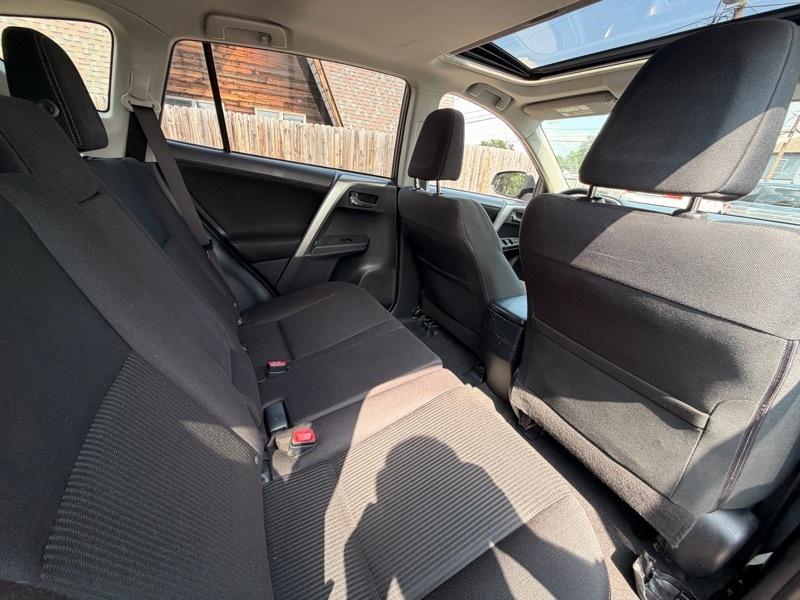 Toyota RAV4 XLE AWD 2015