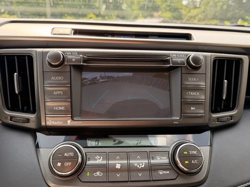 Toyota RAV4 XLE AWD 2015