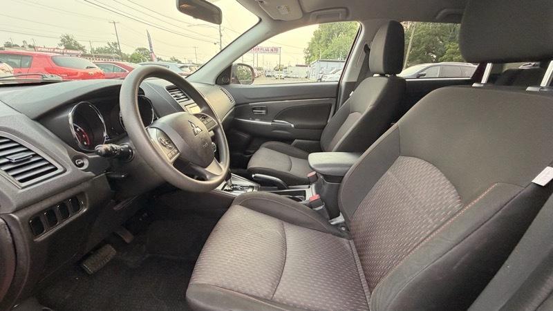 Mitsubishi Outlander Sport 2.0 ES 4WD CVT 2018