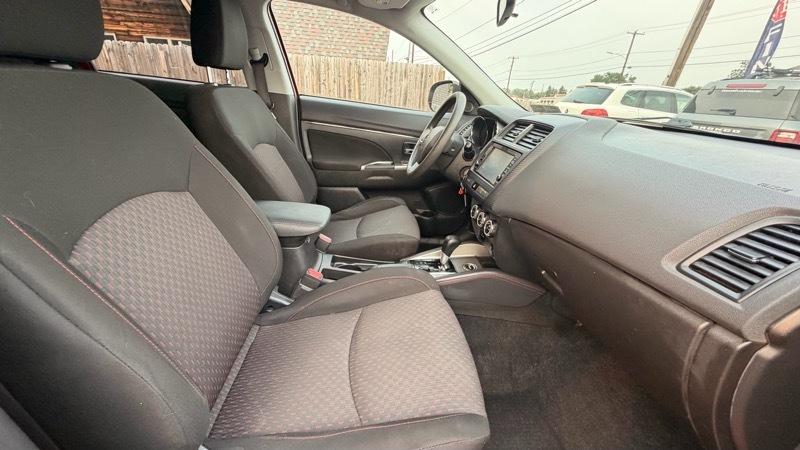Mitsubishi Outlander Sport 2.0 ES 4WD CVT 2018