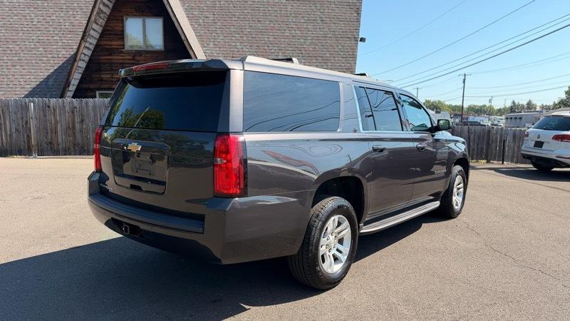 Chevrolet Suburban LT 4WD 2018