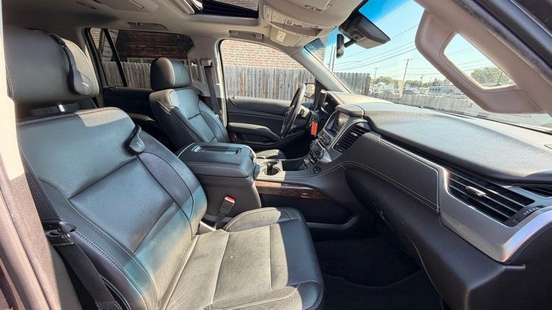 Chevrolet Suburban LT 4WD 2018