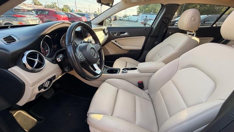 Mercedes-Benz GLA-Class GLA250 2018