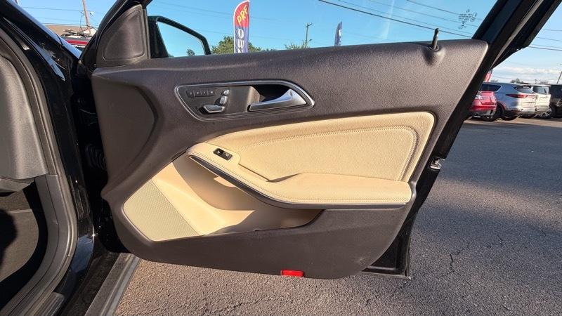 Mercedes-Benz GLA-Class GLA250 2018
