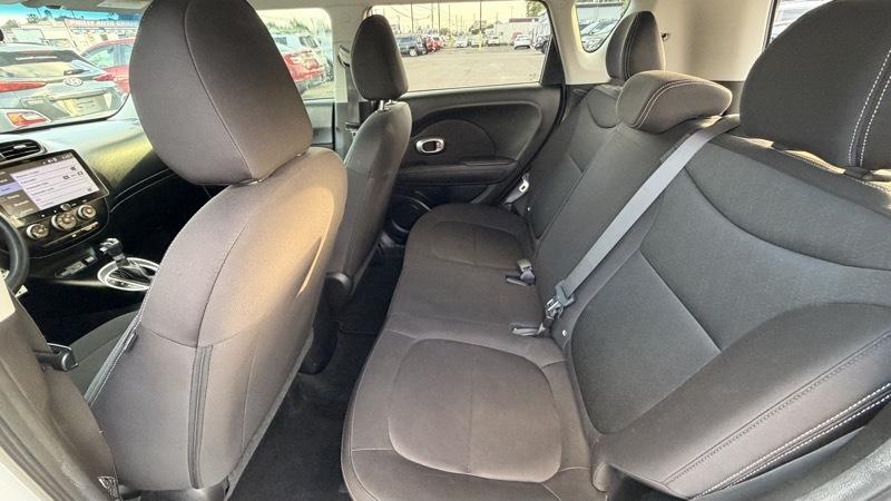 Kia Soul Base 6A 2016