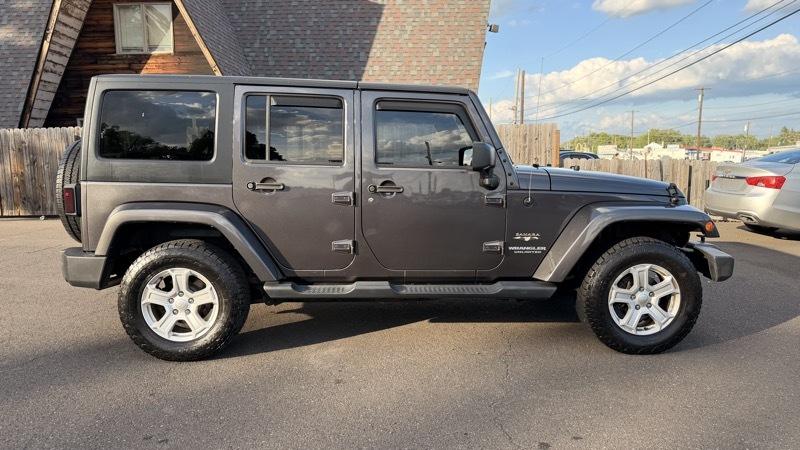Jeep Wrangler Unlimited Sahara 4WD 2016