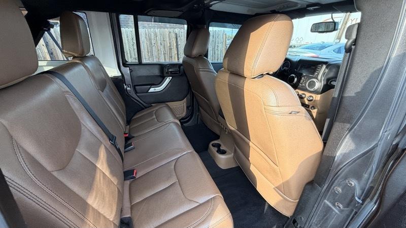 Jeep Wrangler Unlimited Sahara 4WD 2016