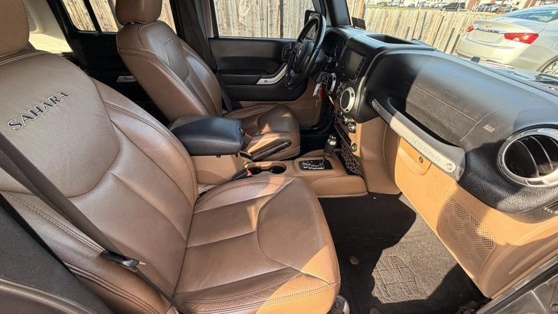 Jeep Wrangler Unlimited Sahara 4WD 2016