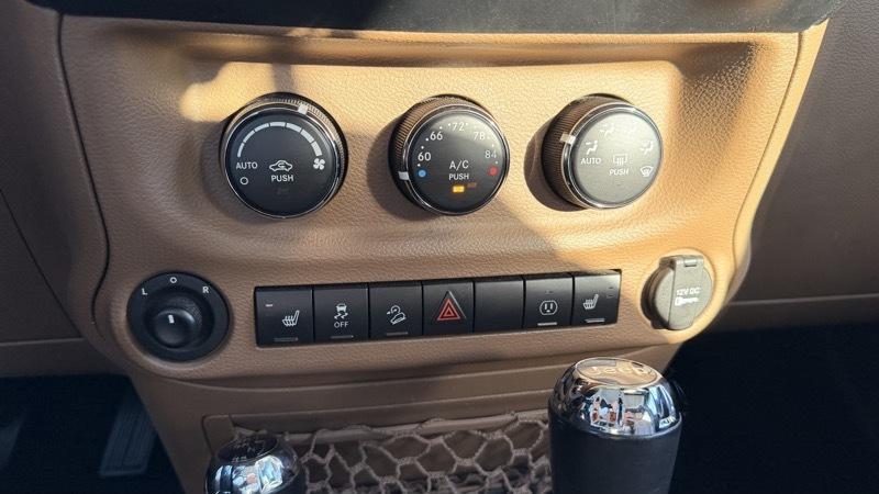 Jeep Wrangler Unlimited Sahara 4WD 2016
