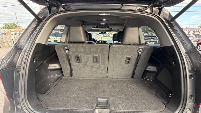 Honda Pilot EX-L w/Navigation and RES AWD 2019