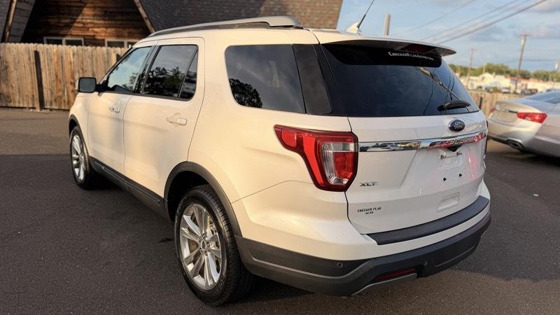 Ford Explorer XLT 4WD 2019