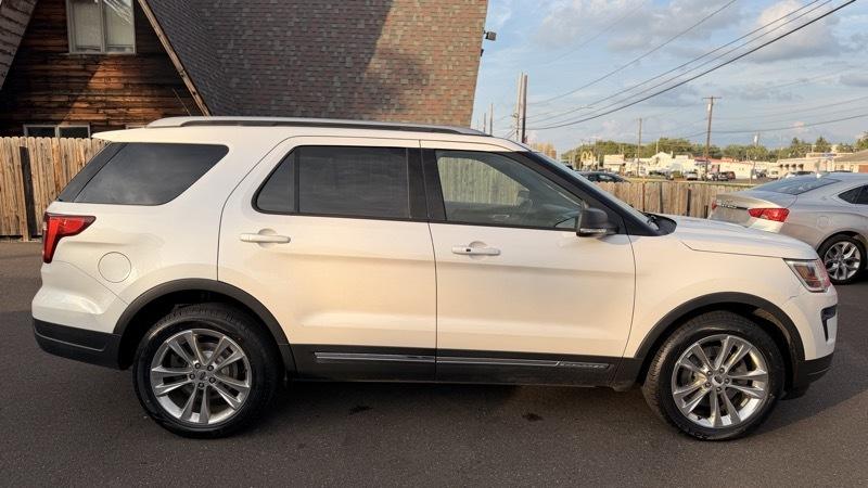 Ford Explorer XLT 4WD 2019