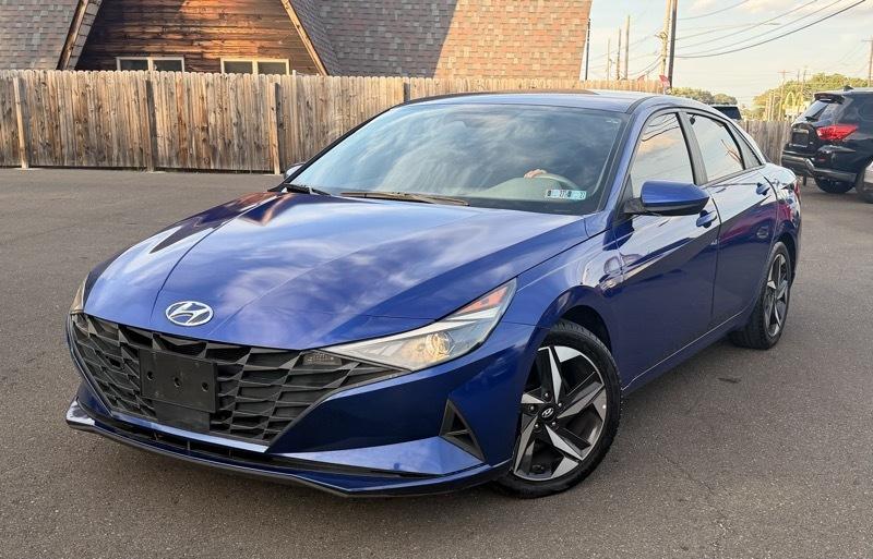 Hyundai Elantra SEL 2023