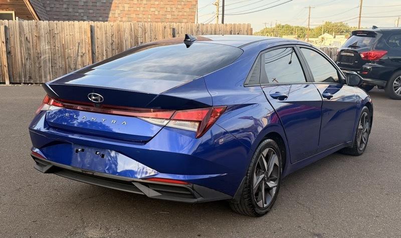 Hyundai Elantra SEL 2023