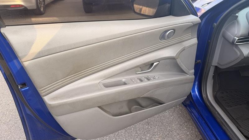 Hyundai Elantra SEL 2023