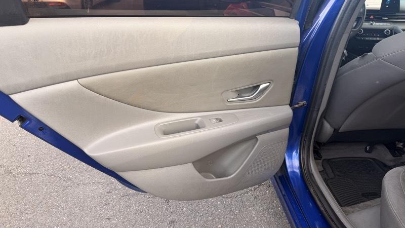 Hyundai Elantra SEL 2023