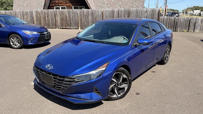 Hyundai Elantra SEL 2023