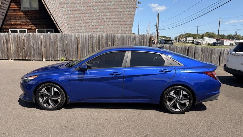 Hyundai Elantra SEL 2023