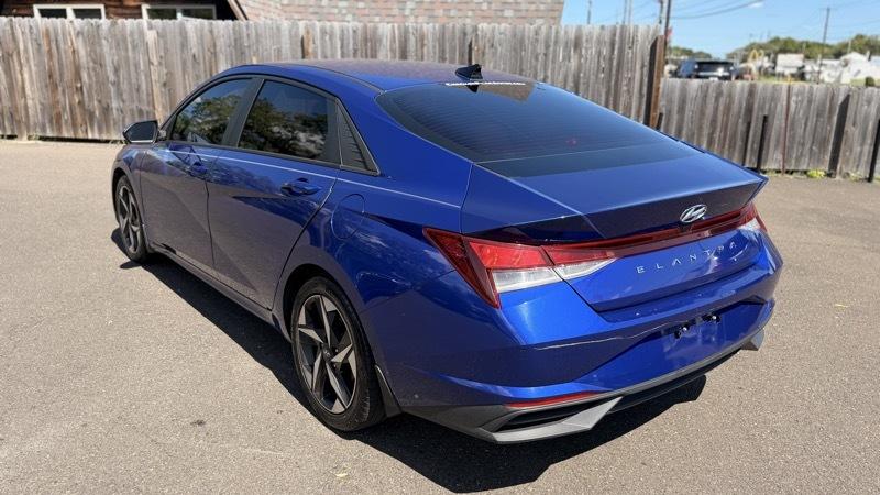Hyundai Elantra SEL 2023