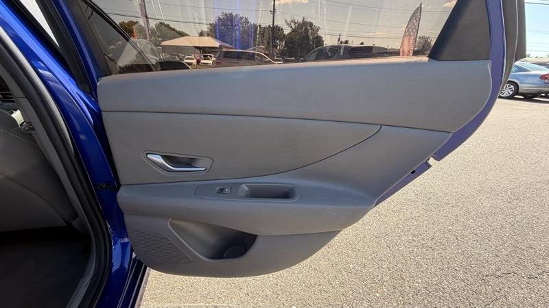 Hyundai Elantra SEL 2023