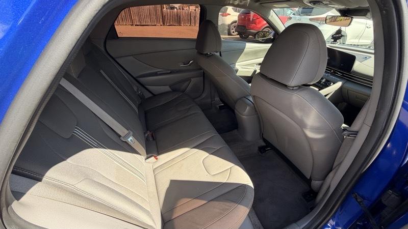 Hyundai Elantra SEL 2023