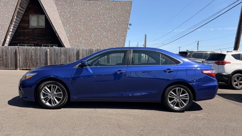 Toyota Camry SE 2015