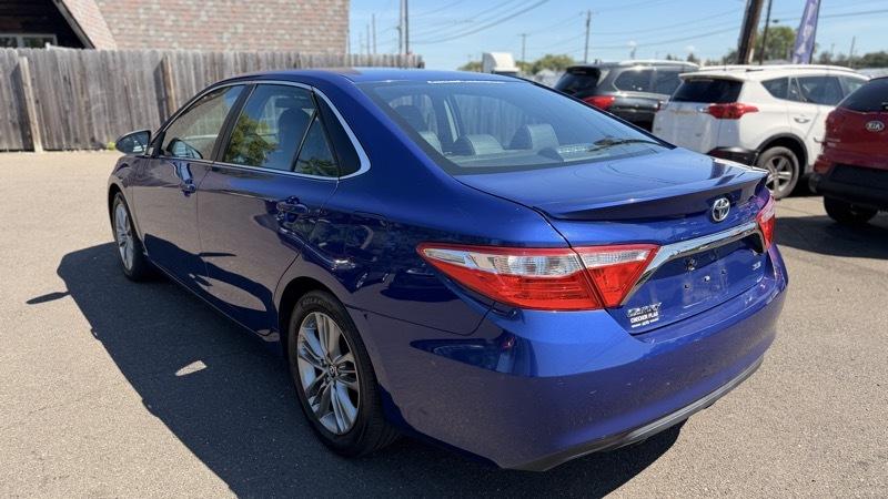 Toyota Camry SE 2015